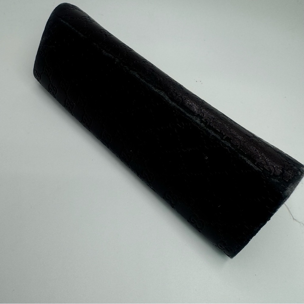Gucci Eyeglass Case w/Flaws ONLY